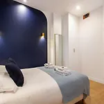 Beautiful - 4br 10p - Rue Des Martyrs Apartment *